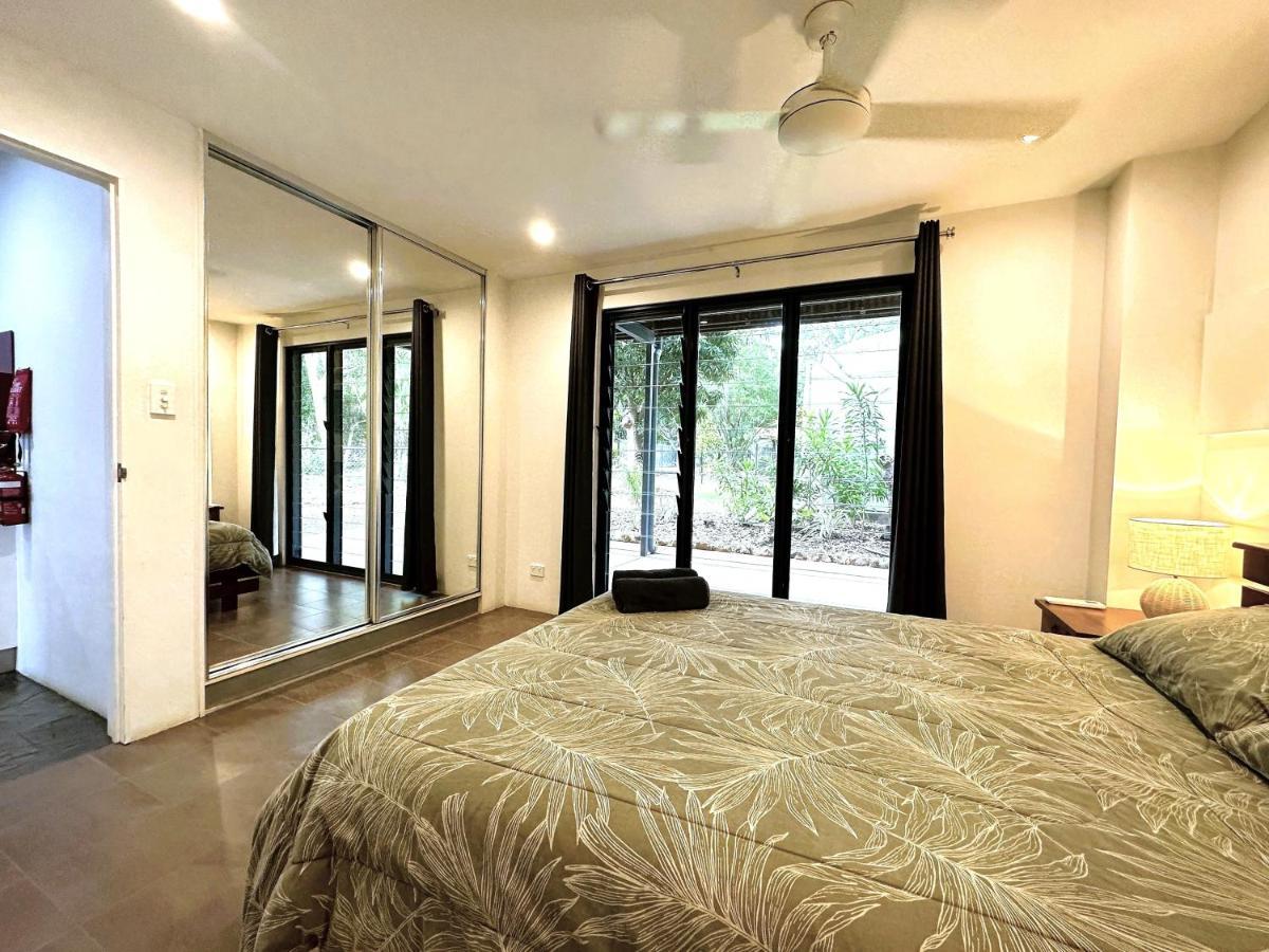 Golden Sands Retreat Beach House Wagait Beach Екстер'єр фото